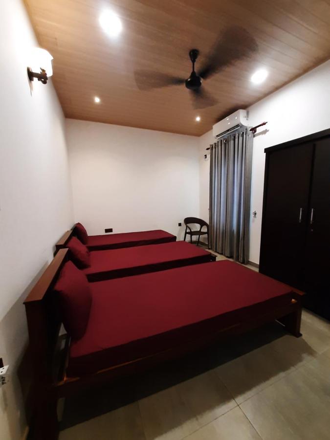 Taj Residence Puttalam Kültér fotó