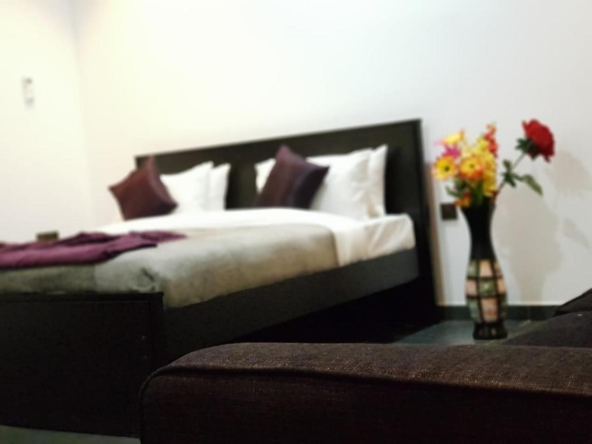 Taj Residence Puttalam Kültér fotó